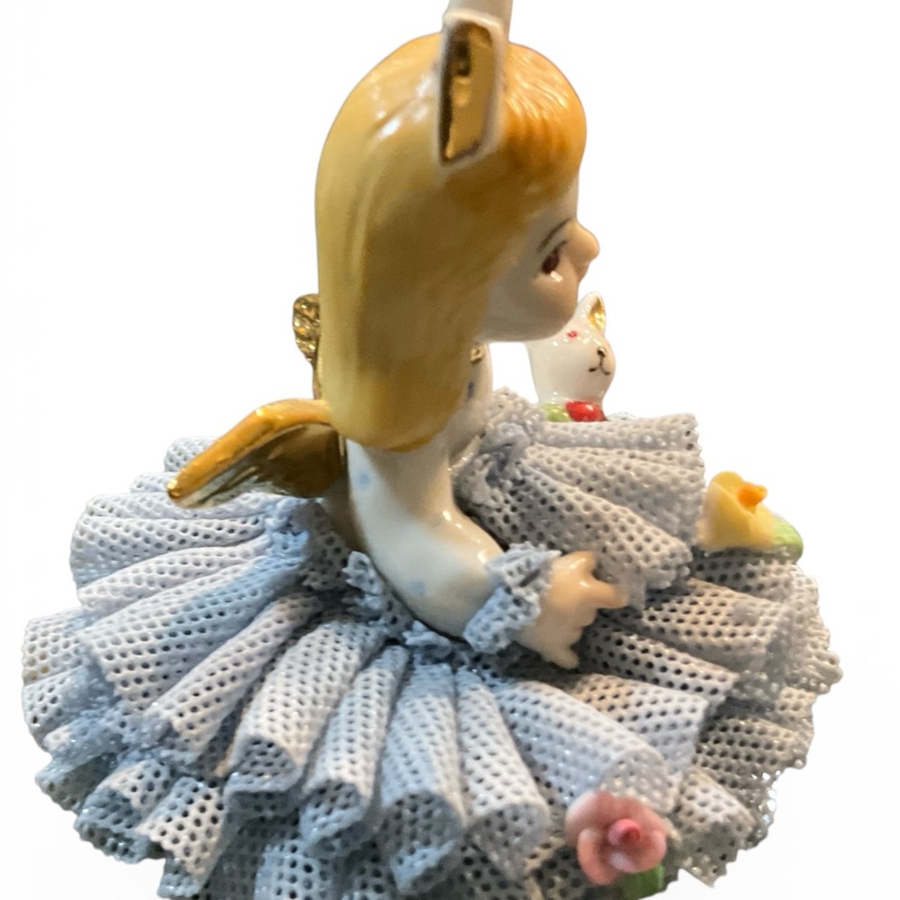 Irish Dresden Angel Doll Blue Lace Figurine Girl Bunny Vintage Porcelain Lace - Picture 4 of 15